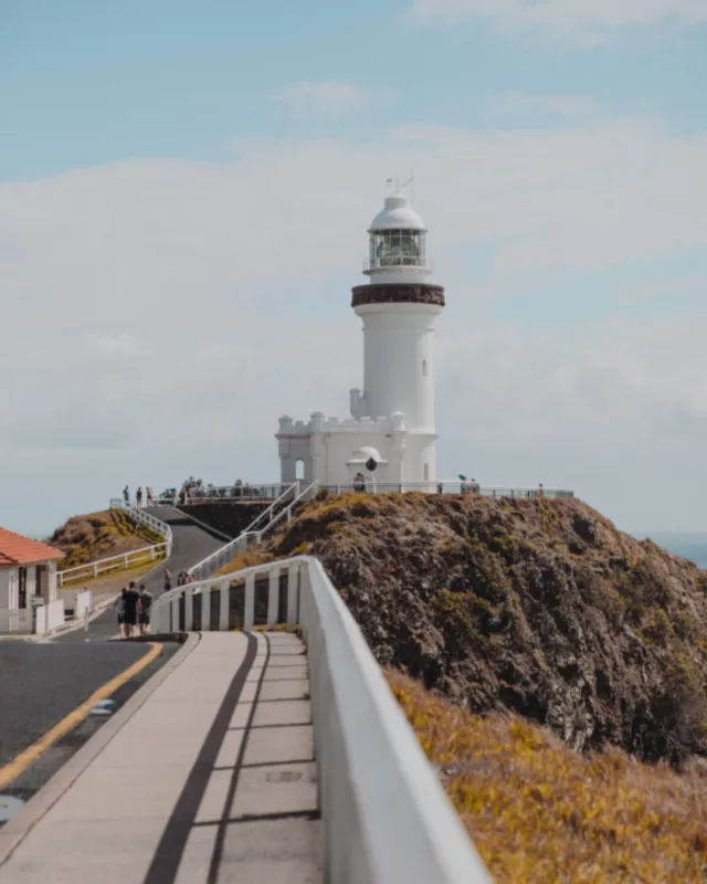 Home of RatPack, baby >>> Byron Bay 🌞 the chillest stop on your East Coast roadie and an absolute must see! Think beach days, van vibes and good times all round.Wanna chat travel plans? Book a FREE, no-pressure call with the RatPack crew at a time that suits you!! We’ll sort ya out!!